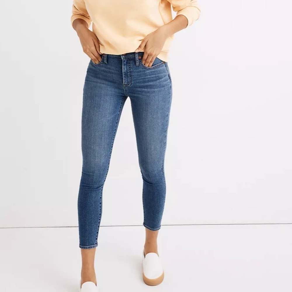 Madewell Curvy High Rise Crop Jeans Size 35